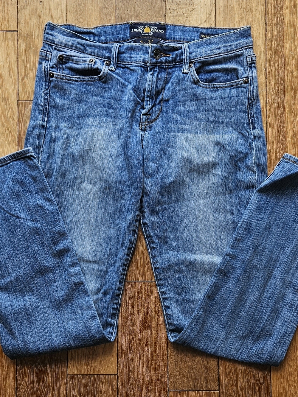 Lucky Brand Blue Strait Jeans with Subtle Fade